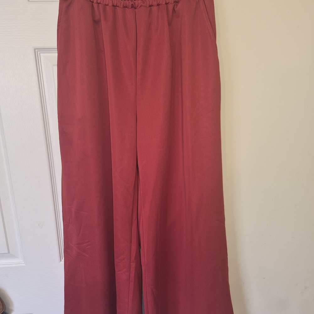 Wide Leg Raw Hem Women's Pants in Deep Rose XXL
